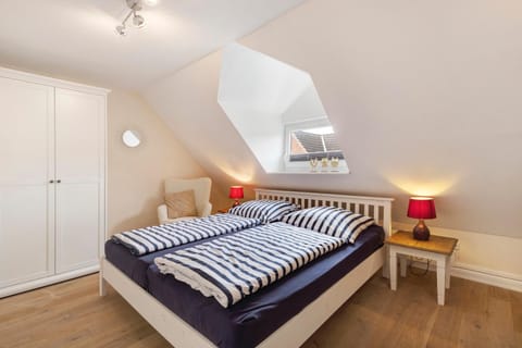 Property building, Living room, Bedroom