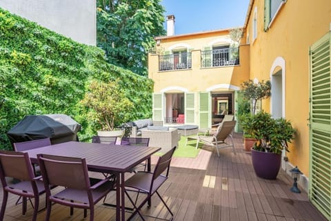 Patio, Balcony/Terrace, Seating area, Dining area