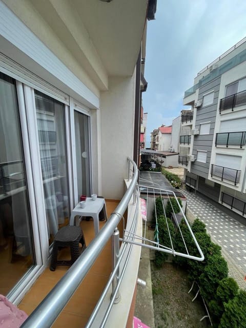 View (from property/room), Balcony/Terrace