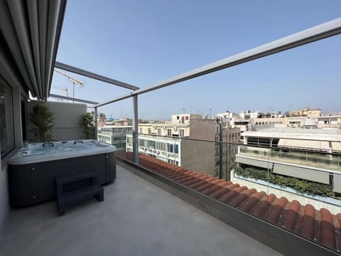 BlueMotion - PortDome Apartment in Pireas