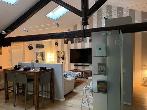 Living room, kitchen