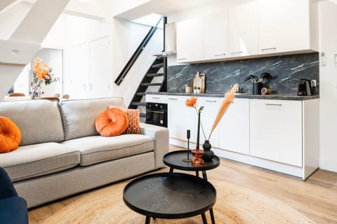 Newly renovated with fast WiFi, near Poppodium013 Apartment in Tilburg