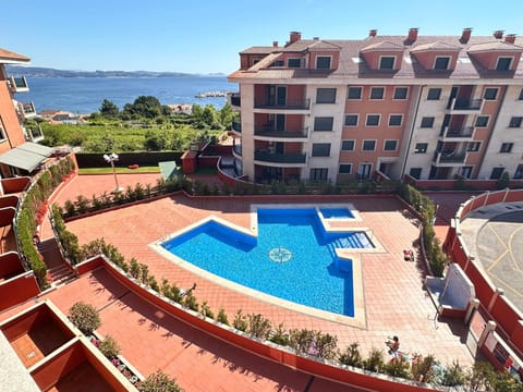 Property building, Pool view