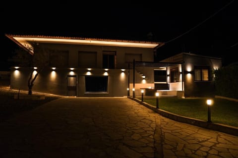 Tsiaras House House in Halkidiki