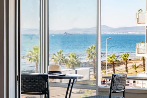 View (from property/room), Seating area, Mountain view, Sea view