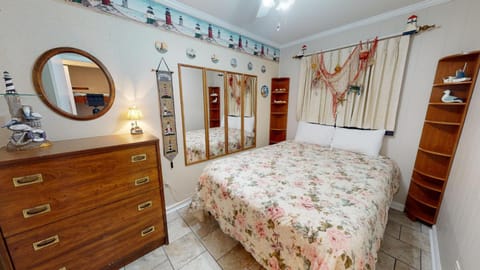 Savannah Beach and Racquet Club 209B by Tybee Beach Vacation Rentals House in Tybee Island