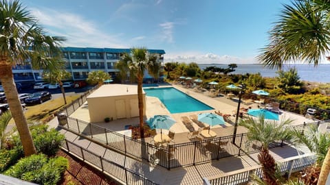 Savannah Beach and Racquet Club 215A by Tybee Beach Vacation Rentals House in Tybee Island