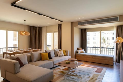 Living room, Photo of the whole room, Seating area, air conditioner