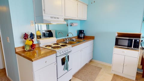 Savannah Beach and Racquet Club 312A by Tybee Beach Vacation Rentals House in Tybee Island