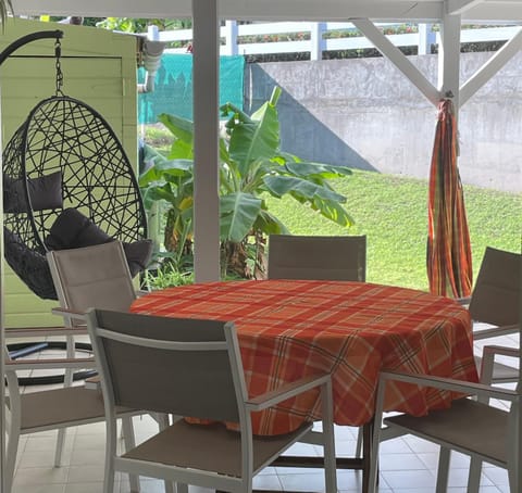 Patio, Garden, Dining area, Garden view