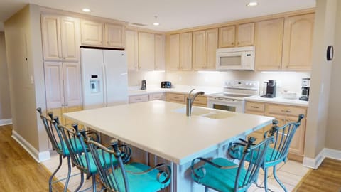 DeSoto Beach Club 105 by Tybee Beach Vacation Rentals House in Tybee Island