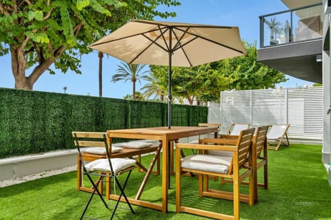 Garden, Balcony/Terrace