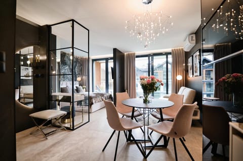 Living room, Seating area, Dining area