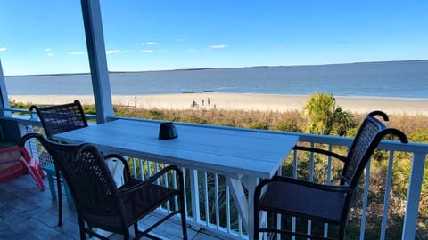 Bay View Villas 206 by Tybee Beach Vacation Rentals House in Tybee Island