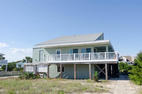 Cardwell by Bryant Real Estate House in Wrightsville Beach