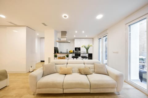 Lounge or bar