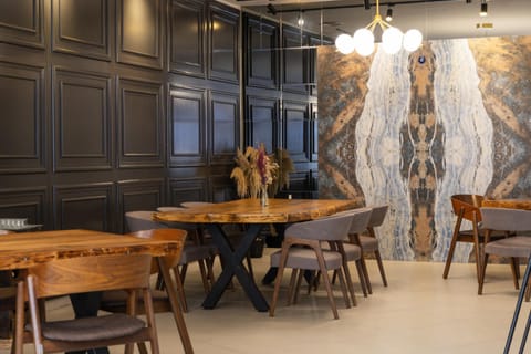 Restaurant/places to eat, Breakfast