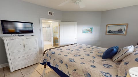 Bay View Villas 308 by Tybee Beach Vacation Rentals House in Tybee Island