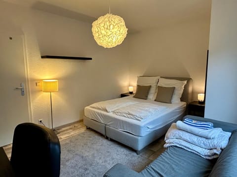 Bed, Bedroom, wardrobe