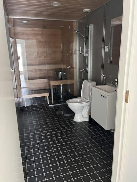 Stylish spacious apartment in Tuusula Apartment in Uusimaa