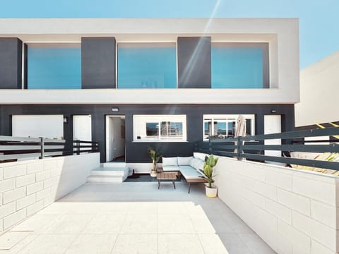 Balcony/Terrace, Balcony/Terrace, Seating area