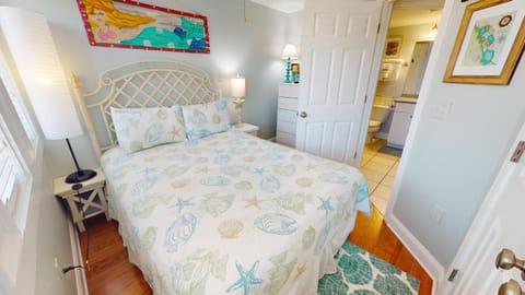 Captains Watch 15 by Tybee Beach Vacation Rentals House in Tybee Island