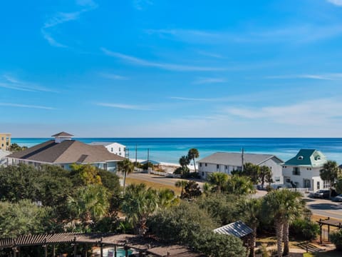 Beach Resort 511 by Newman-Dailey Apartment in Miramar Beach