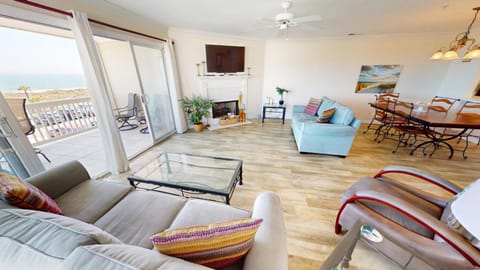 Dolphin Watch 05 by Tybee Vacation Rentals House in Tybee Island