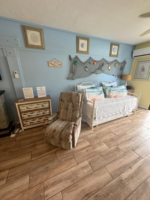 Unit 125 at Park Place in Cedar Key, FL Apartment in Cedar Key