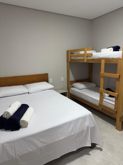 Bed, Bedroom, bunk bed