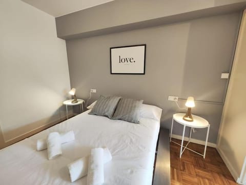 Centro de Vigo garaje Apartment in Vigo