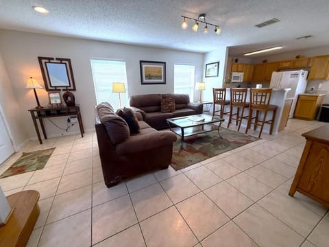 Lake View Villa With Beautiful Sunsets - Southern Dunes House in Haines City