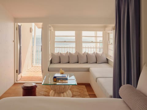 Living room, Bedroom, Sea view