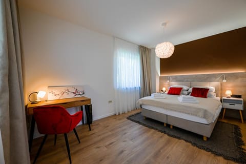 Bed, Bedroom