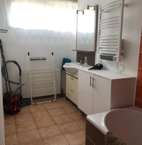 Cozy cocoon just a stone's throw from the sea Apartment in Le Pouliguen