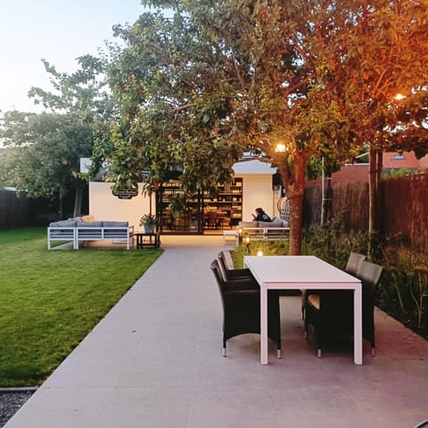 Brasserie Kommilfoo Bed and Breakfast in De Panne