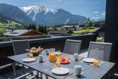 Summer, Balcony/Terrace