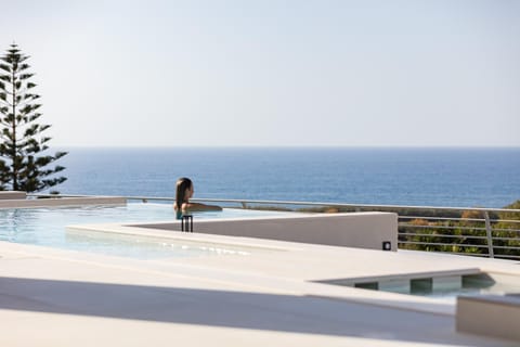 Sea view, Swimming pool