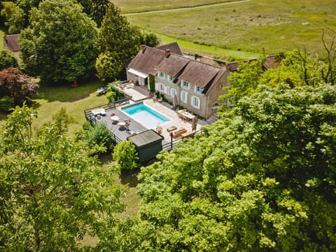 Property building, Bird's eye view, Garden view, Pool view, Swimming pool