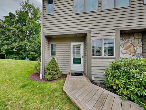 Deep Creek Village #33 House in McHenry