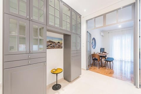 Cozy Home In Athens Apartment in Kallithea