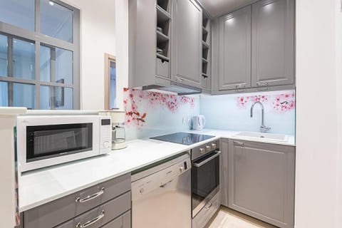 Cozy Home In Athens Apartment in Kallithea