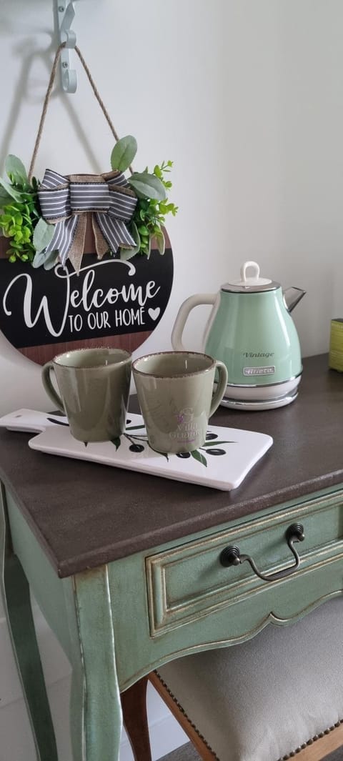 Coffee/tea facilities