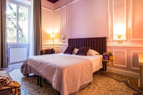 Bed, Photo of the whole room, Bedroom, internet