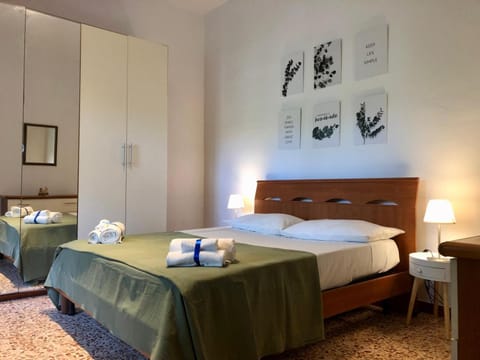 Bed, Photo of the whole room, Bedroom, towels, wardrobe