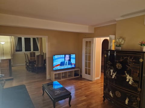 Appartement cosy climatisé Apartment in Île-de-France