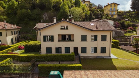 Property building, Garden view