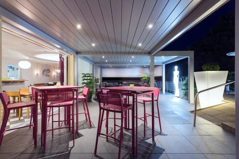 Patio, Balcony/Terrace, Lounge or bar