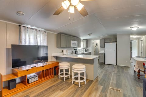 Elloree Vacation Rental about 7 Mi to Lake Marion! House in Lake Marion