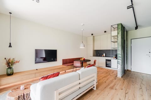 TV and multimedia, Kitchen or kitchenette, Living room, Dining area